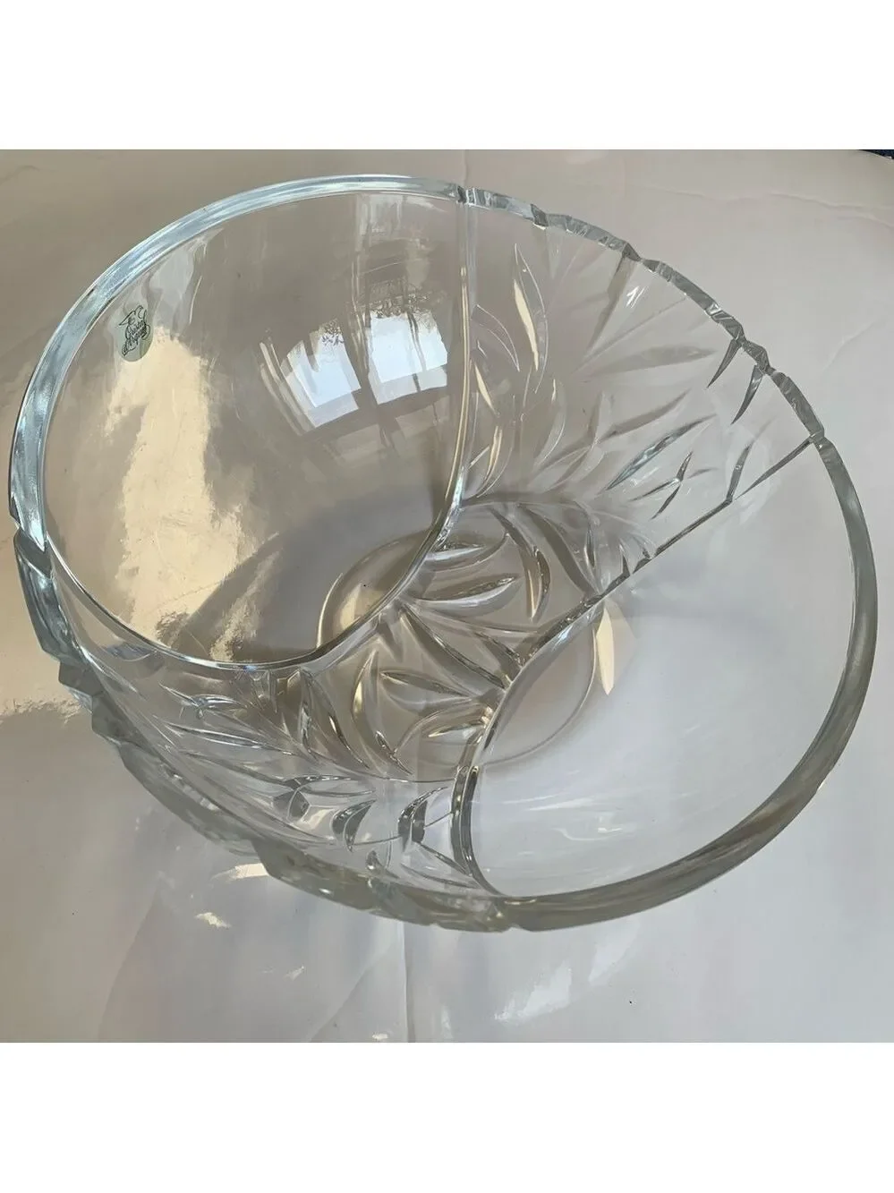 CRISTAL D’ARQUES Art Nouveau deep cut lead crystal fruit bowl from France decor